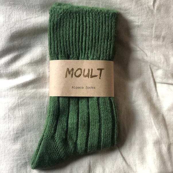 alpaca-lounging-socks-small-green-moult